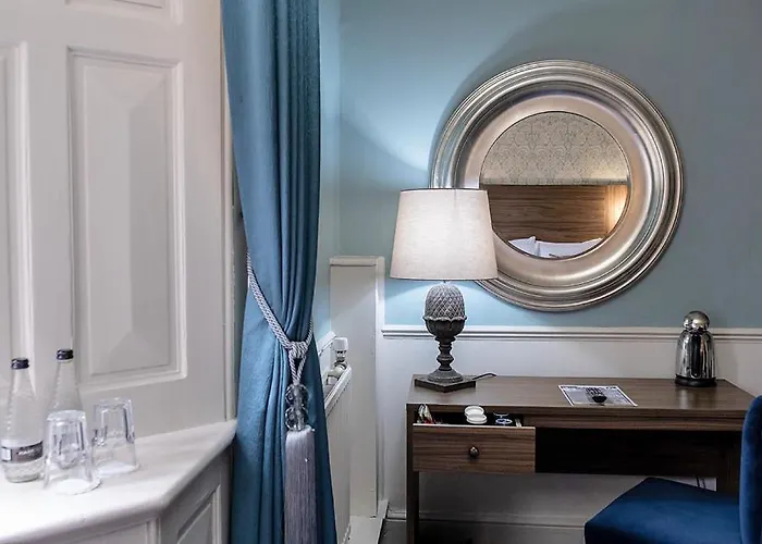 Hotel The Parsonage &