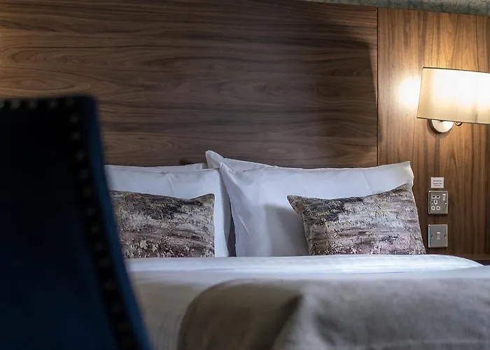 The Parsonage & Hotel