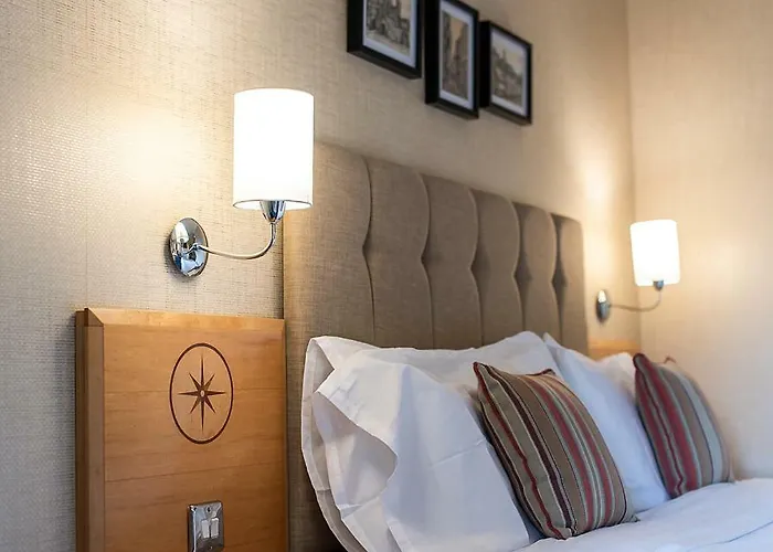 Hotel The Parsonage &