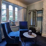 The Parsonage & ホテル