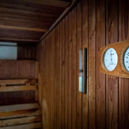 The Parsonage & Γιορκ