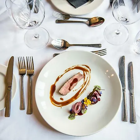 The Parsonage & Γιορκ