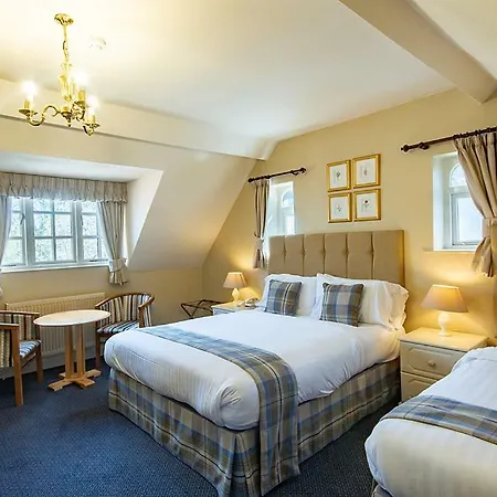 The Parsonage & 4*