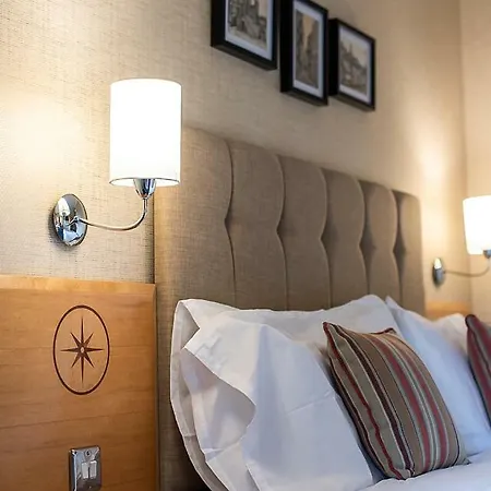 Otel The Parsonage &