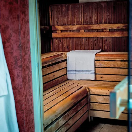 The Parsonage & 4* York