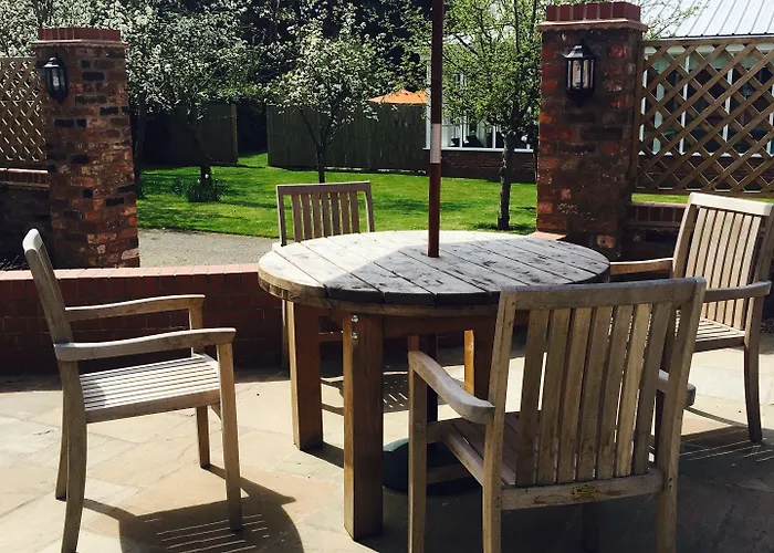 The Parsonage & יורק